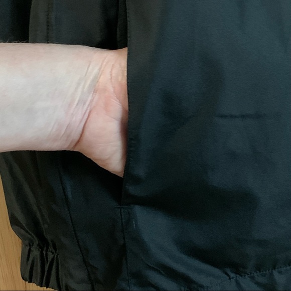 HARRY POTTER HOGWARTS Multicolored ANORAK / WINDBREAKER! Hood 1/4 Zip Mesh Lined - Picture 9 of 12